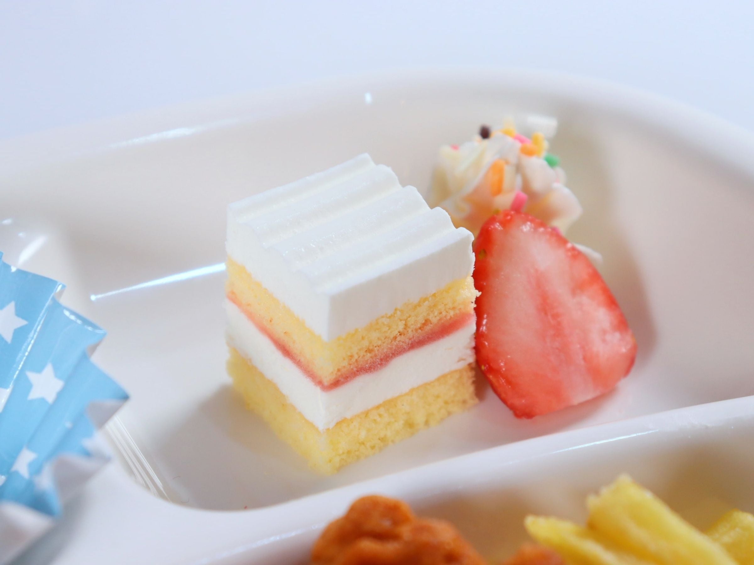 ミニカットケーキ　いちごショート 1台