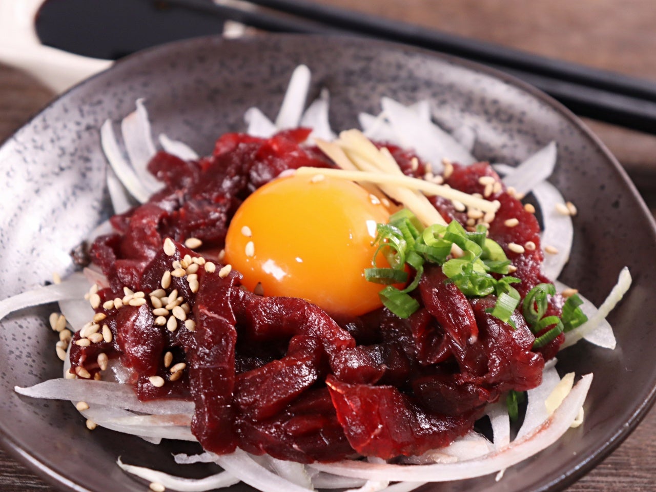 くじら刺し ユッケ用(赤身肉きざみ) 50g