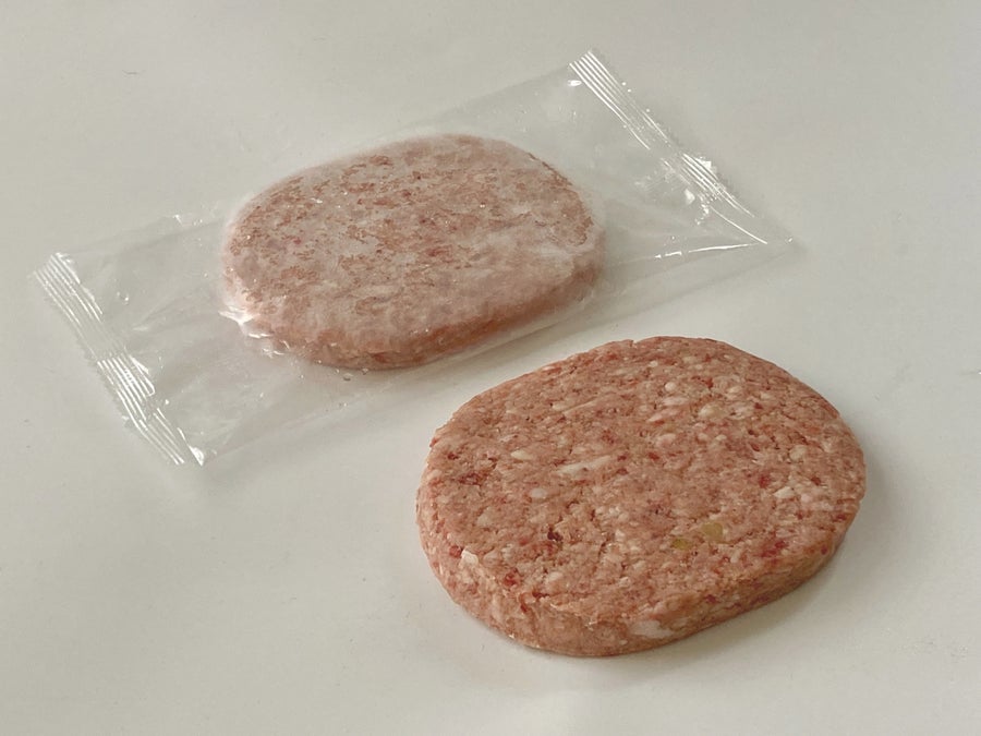 生パテだからジューシーな仕上がり