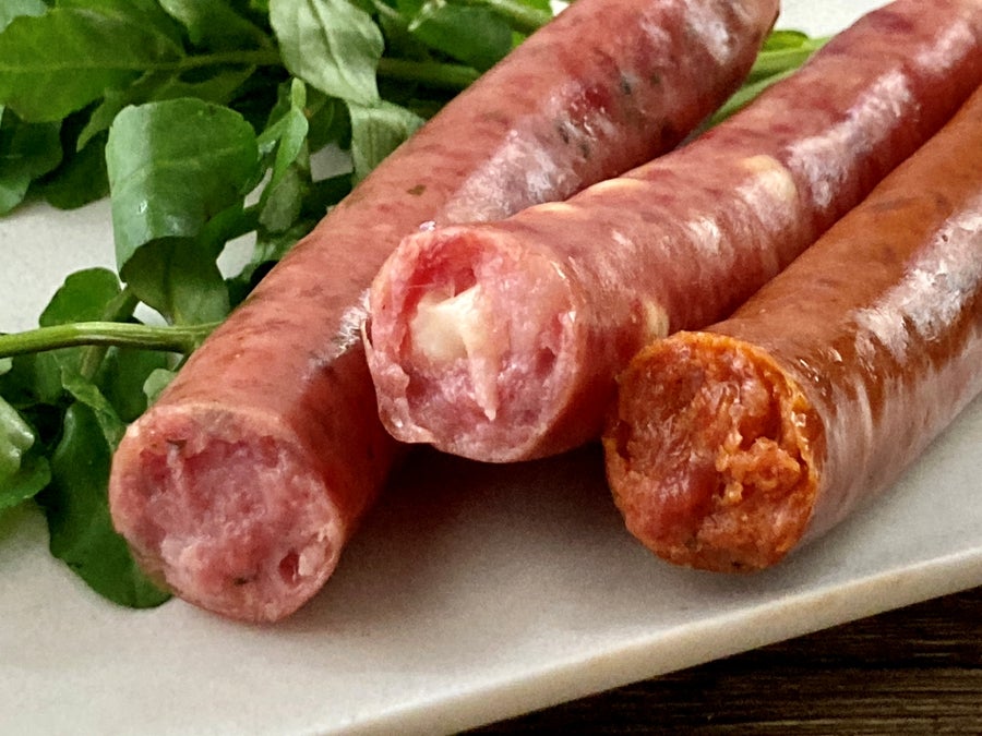 牛タンの旨みを3種の味で楽しめるバラエティーウインナー