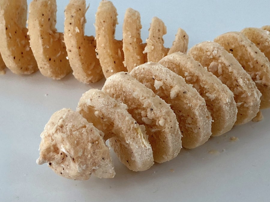 らせん状のカットが楽しいフライドポテト串