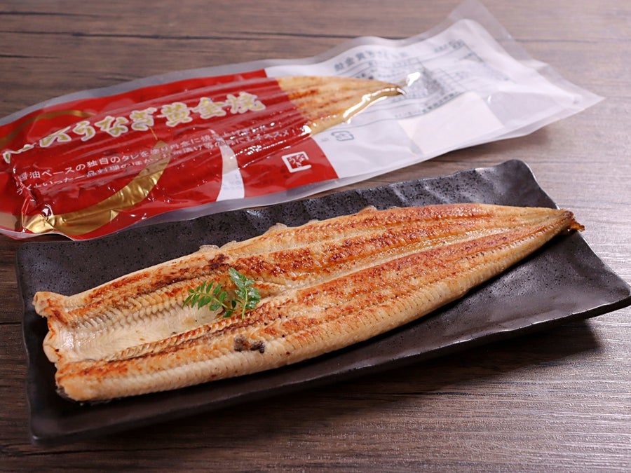 白醤油で三度焼きした、お酒に合う長焼きうなぎ