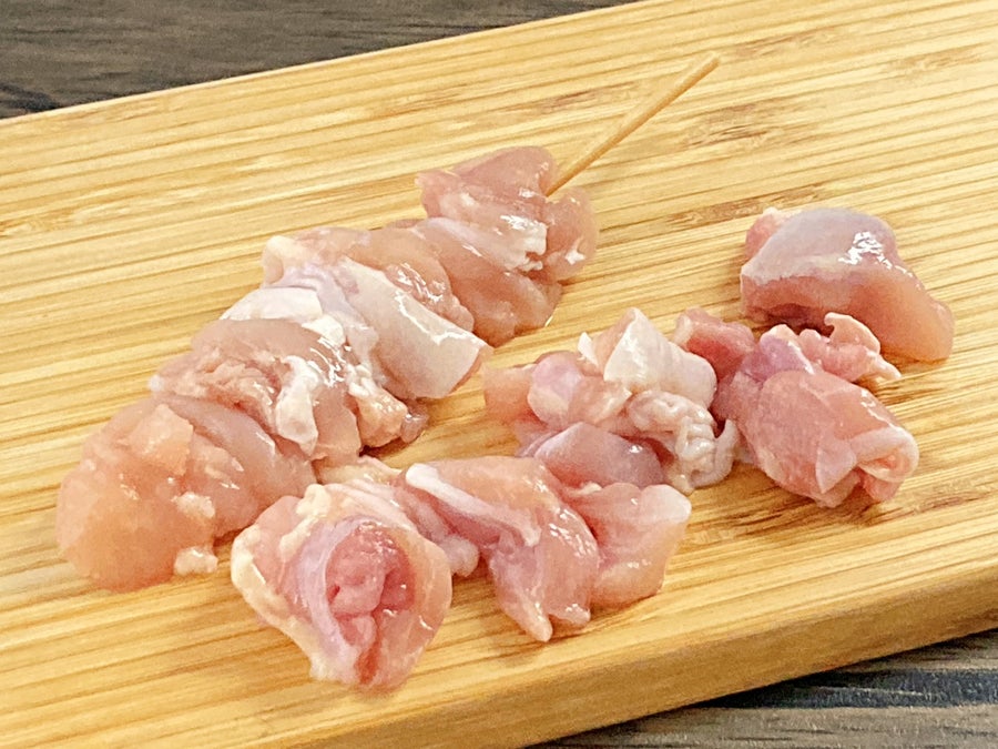 タイ産鶏もも・1本約40g×50本入・15cm串