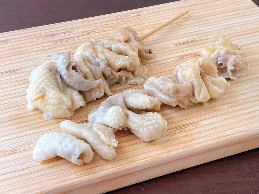 皮のむちむちした食感が好きな方に。1本約30g×50本入・15cm串