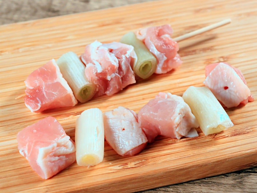国産鶏もも・1本約40g×30本入・15cm串