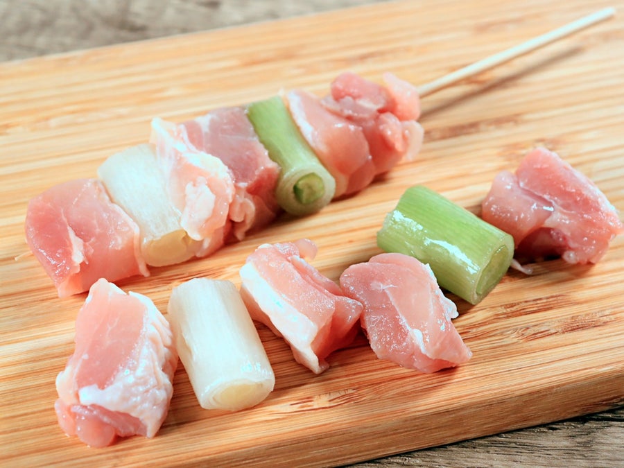 国産鶏もも・1本約40g×30本入・18cm串