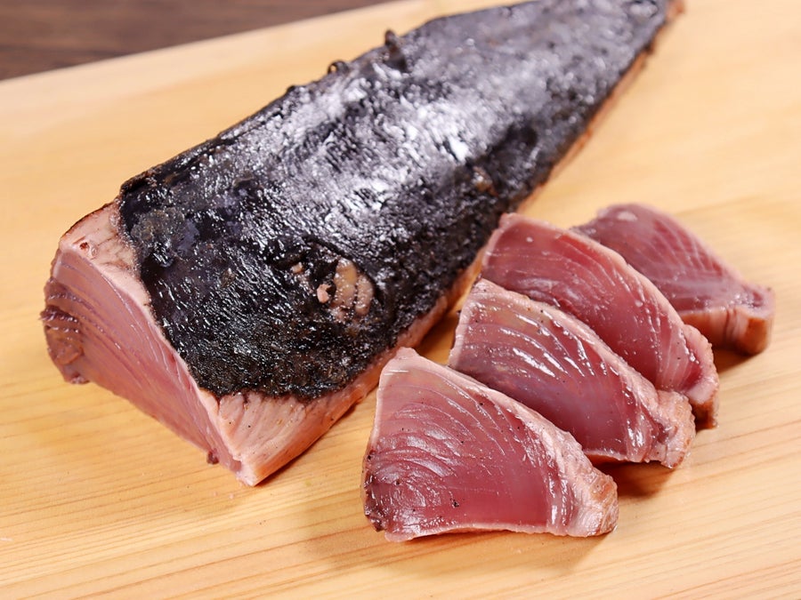 かつお・まぐろの一大港・焼津のかつおたたき(B・2.5上)