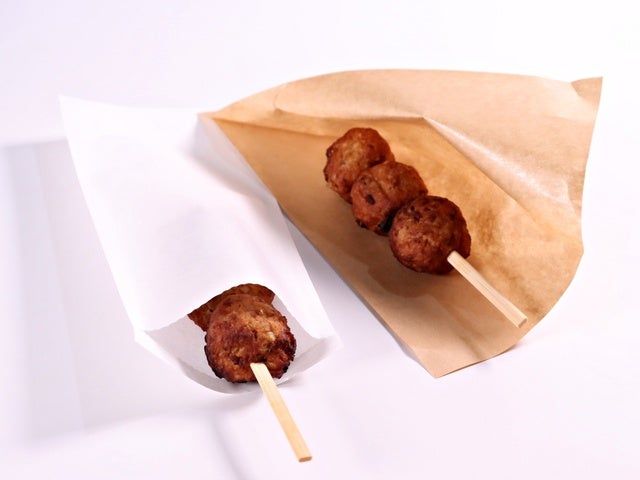 レンジで軟骨入り大きめ鶏つくね棒 4本