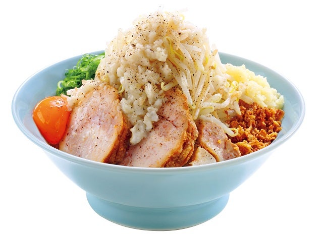 こってり豚脂を効かせました！