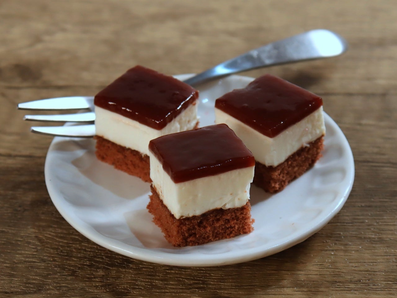 業務用 ミニカットケーキ ティラミス 1台 冷凍｜業務用食品・食材や