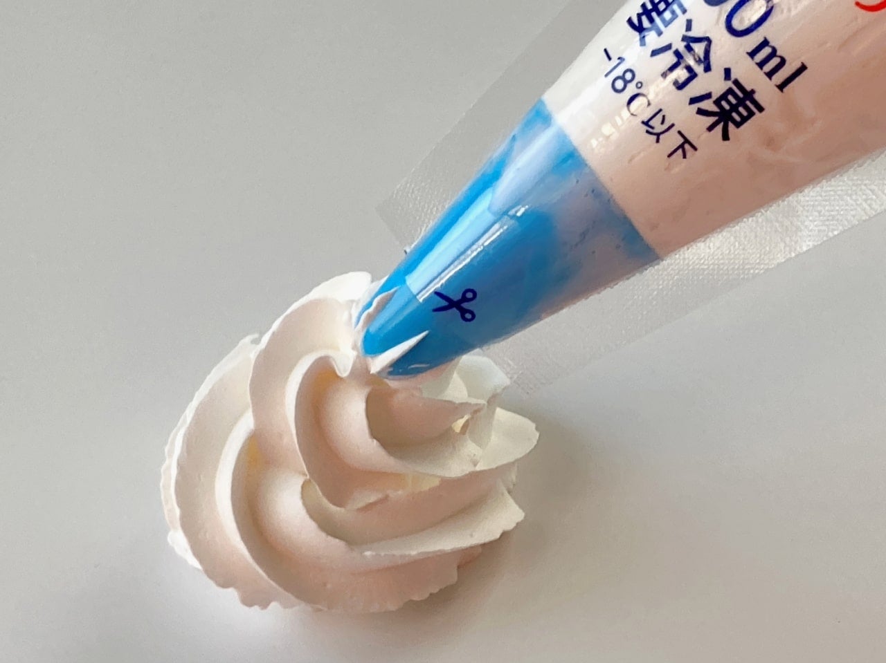 ホイップ（パフェトップVミニ） 400ml