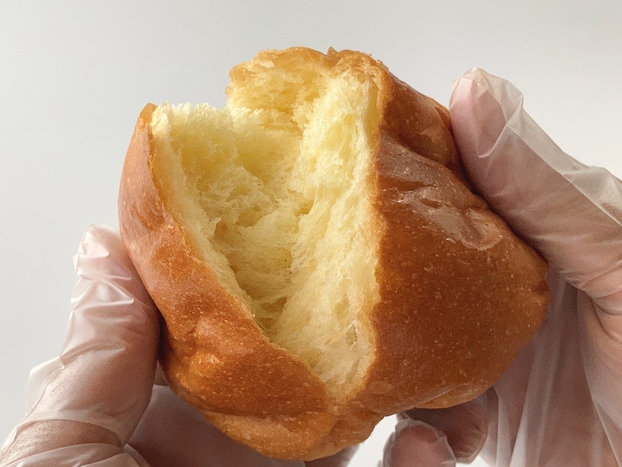 しっとりと伸びる生地