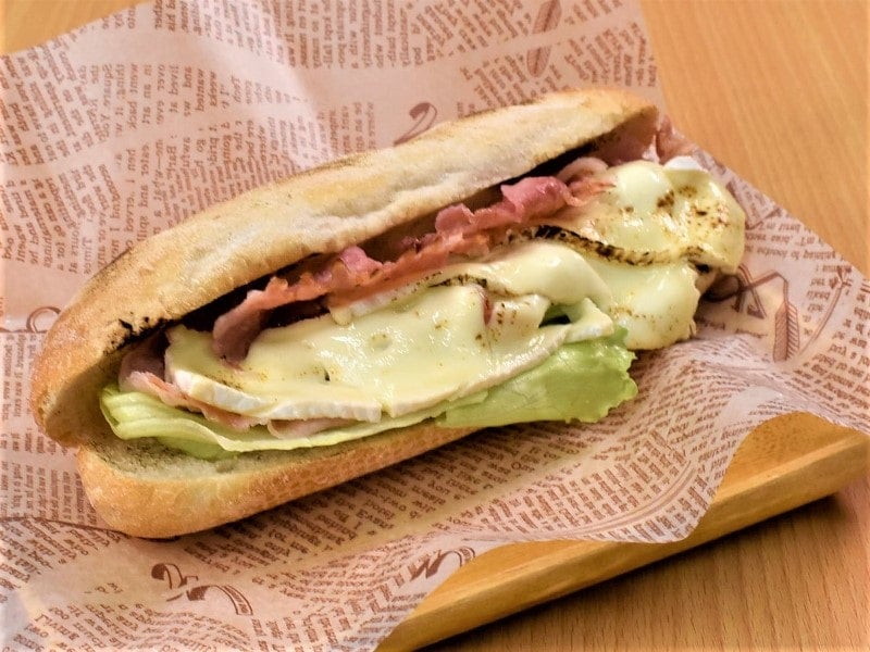 カマンベールとベーコンのカスクート