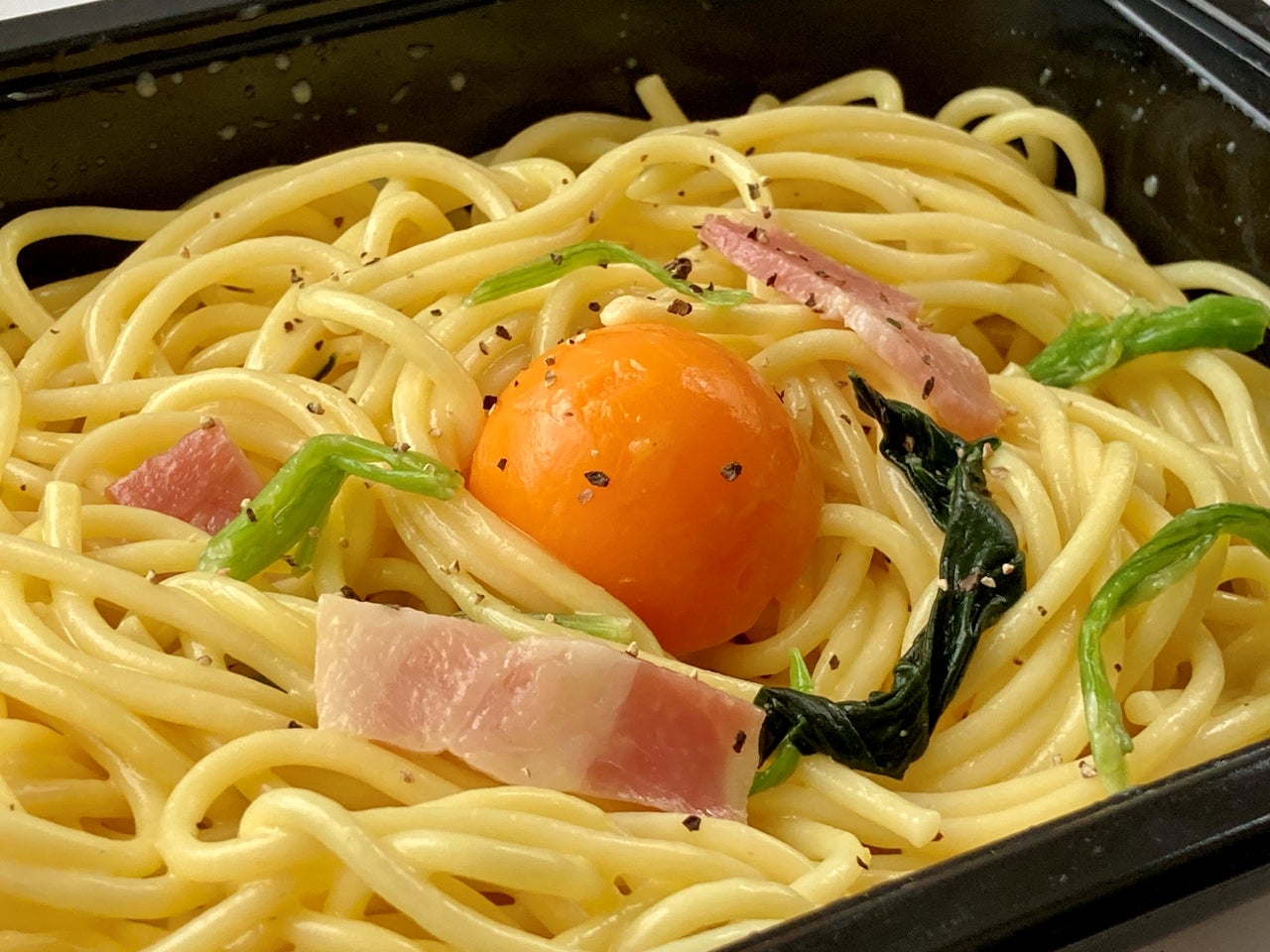 月見カルボナーラ