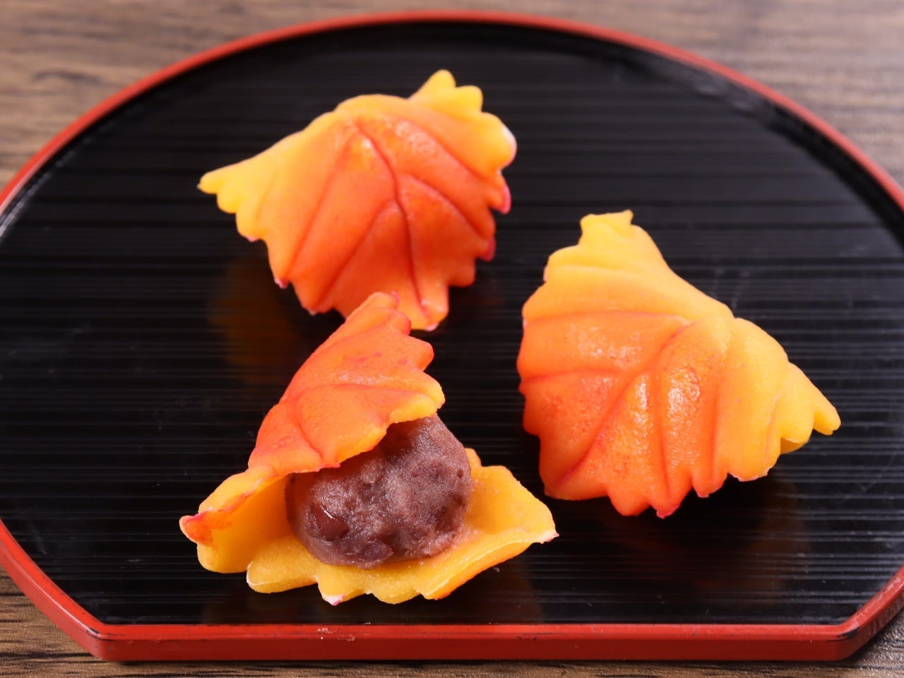 秋のおとずれ（もみじ菓子） 16個