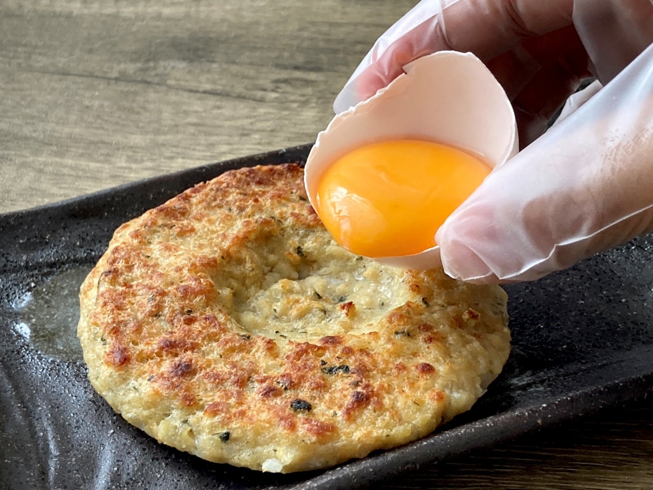 卵黄は真ん中に