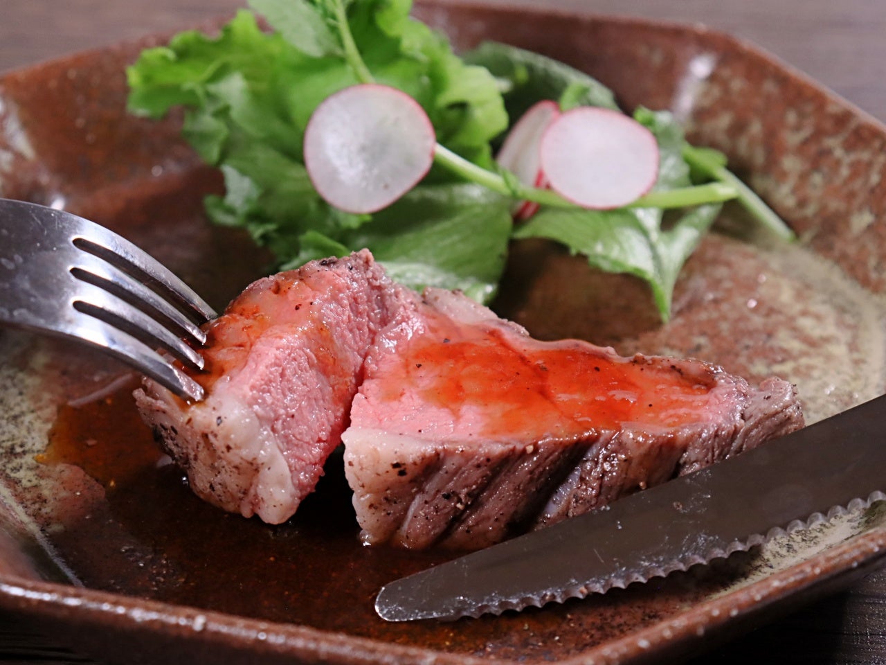 【国産】ローストビーフ(ブリスケ) 250g