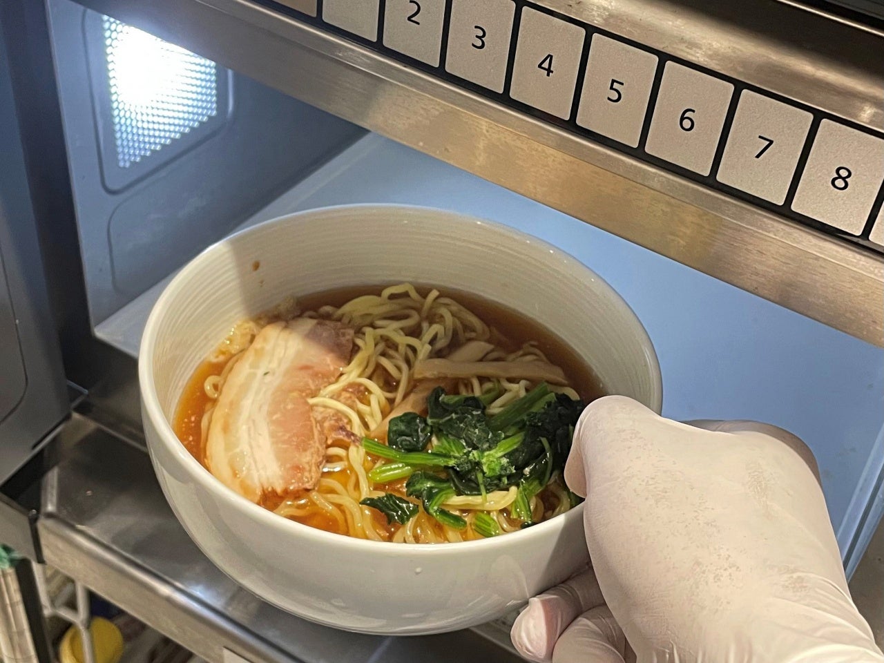 業務用 具付麺 醤油ラーメンセット〈キンレイ〉 1食 冷凍｜業務用食品