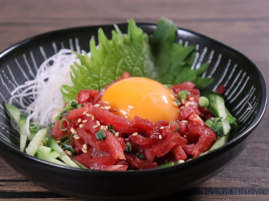 より安全で、なにより簡単！「カット済み＆個食パック」の馬ユッケ