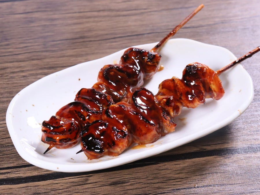 波打ちの「くりから串」なら、うなぎ蒲焼が食べやすいおつまみに