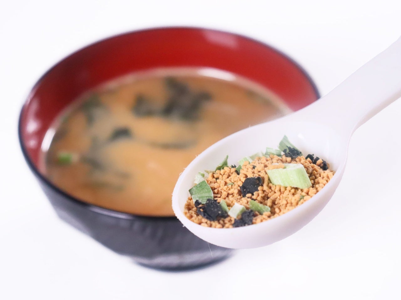 顆粒状即席みそ汁（わかめ）〈かねさ〉 427g