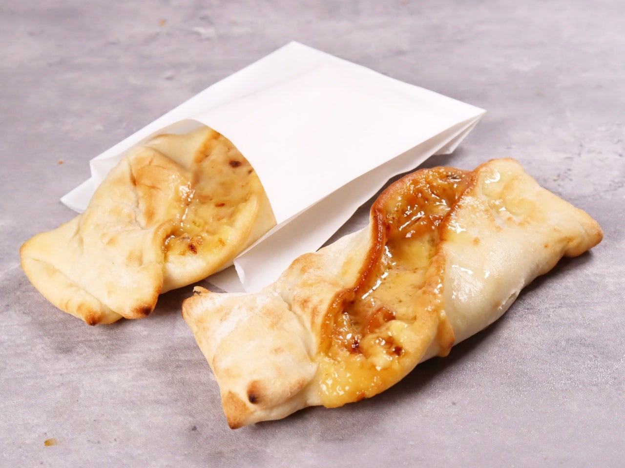 ふんわり手包みピザ（照り焼きチキン） 2個