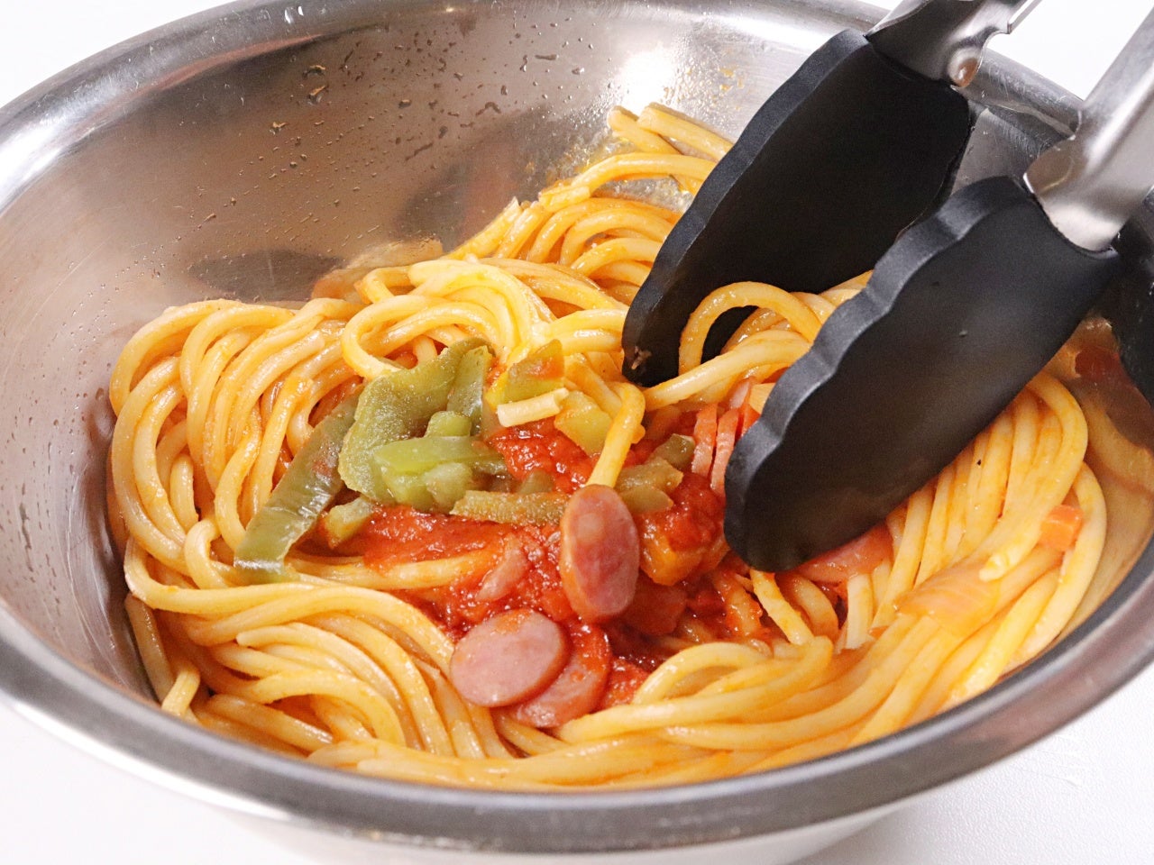 業務用 スパゲティ・太麺ソテーナポリタン〈MA・MA〉 1食 冷凍｜業務用