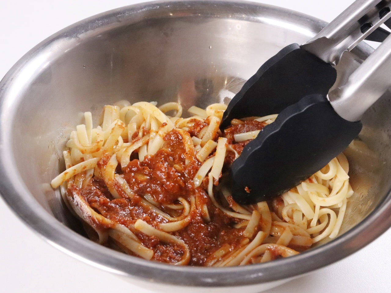 業務用 スパゲティ・粗挽き肉のボロネーゼ〈オーマイ〉 1食 冷凍｜業務