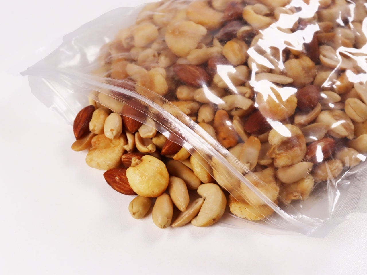 業務用 燻製ミックスナッツ 500g 常温｜業務用食品・食材や冷凍食品の