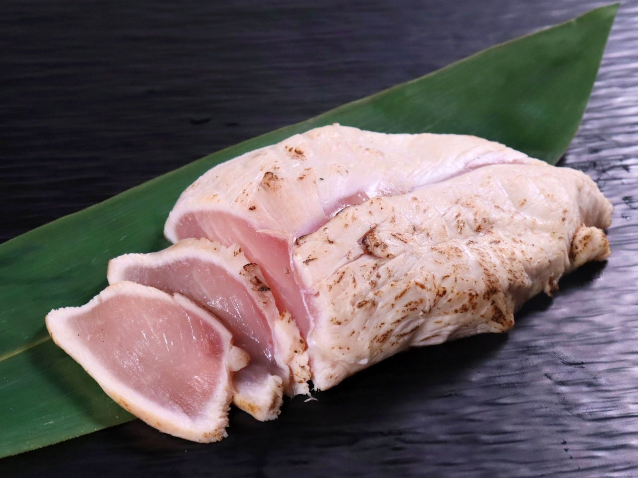鶏のたたき（皮付き） 1枚