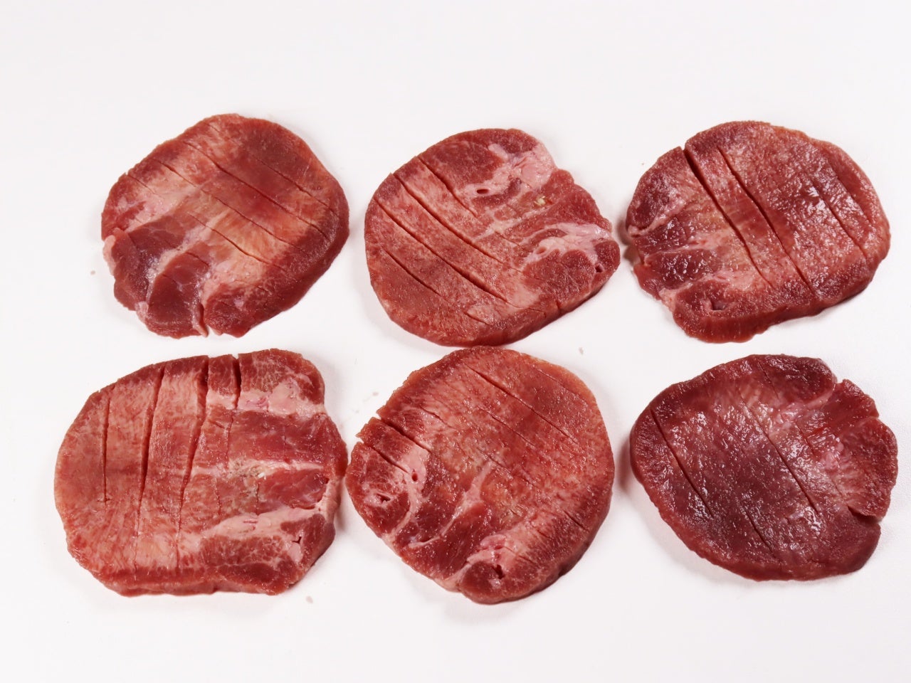 タン塩！ 業務用 厚切り牛タン（塩味・8mm） 500g 冷凍｜業務用食品・食材や冷凍