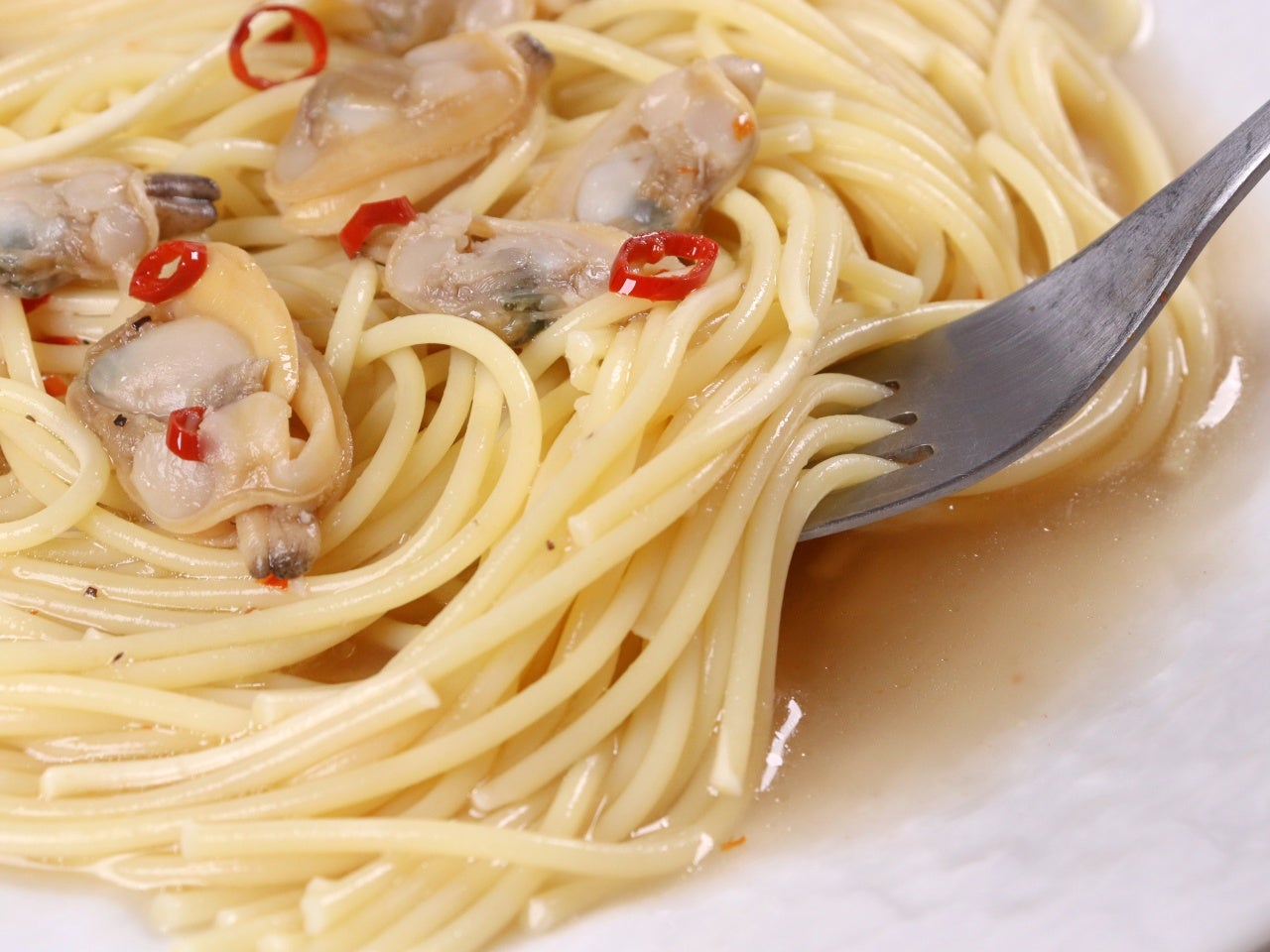 業務用 パスタソース ボンゴレビアンコ〈MCC〉 5食 冷凍｜業務用食品