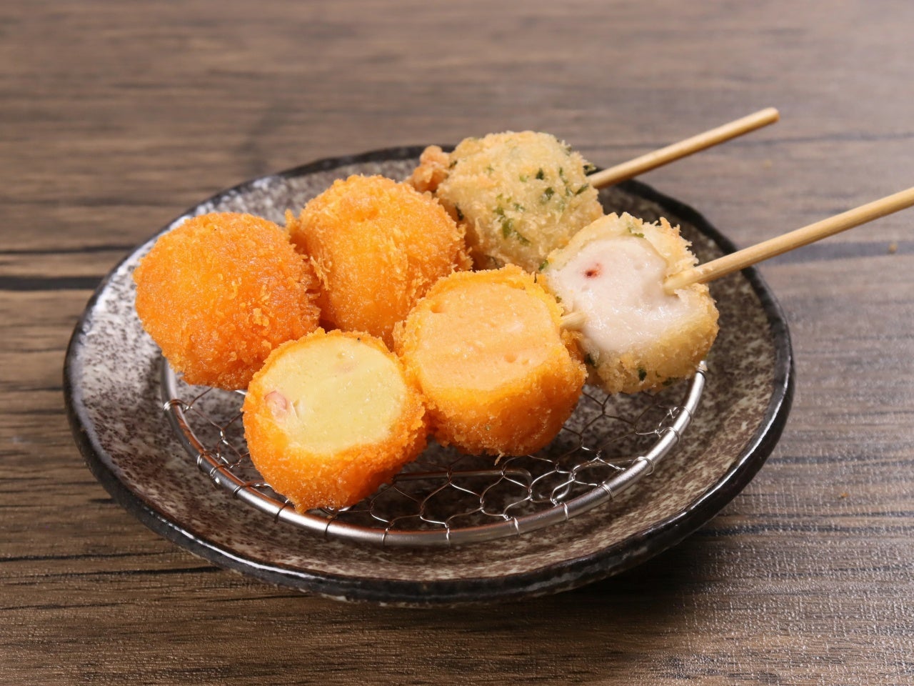 業務用 海鮮団子串（たこ・えび・いか） 10本 冷凍｜業務用食品・食材