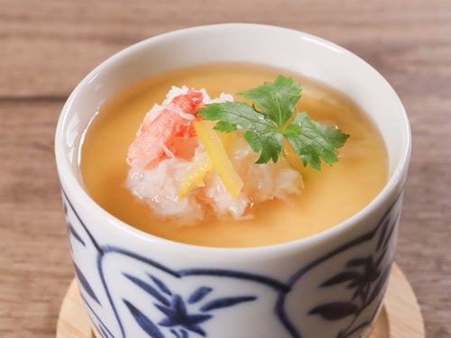 簡単にできちゃう！ 贅沢かに茶碗蒸し